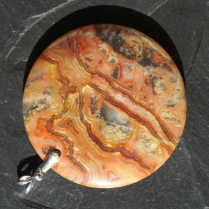 Achát krajkový přívěsek