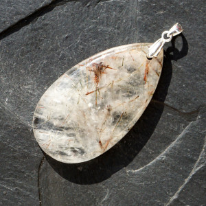 Křišťál s verdelitem přívěsek