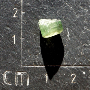 Melounový turmalín surový - 1ks