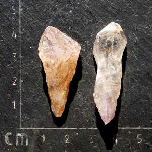 Kakoxenit surový (372)