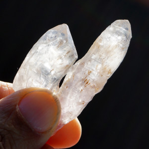 Kakoxenit surový (373)